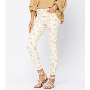 Women's Judy Blue Isla Floral White Denim Skinny Fit Size 28" Jeans